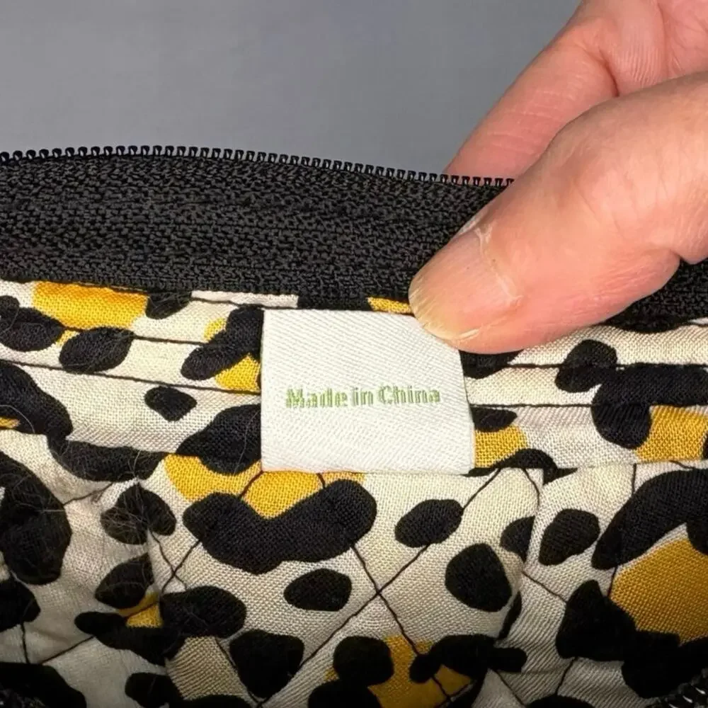 Vera Bradley carry pop